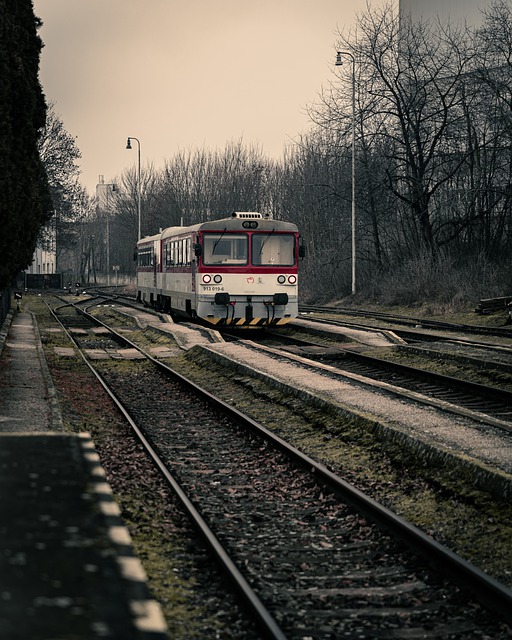 Commute - Co to znamená v češtině?